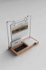 TA-09 Ahşap Masa Takvimi